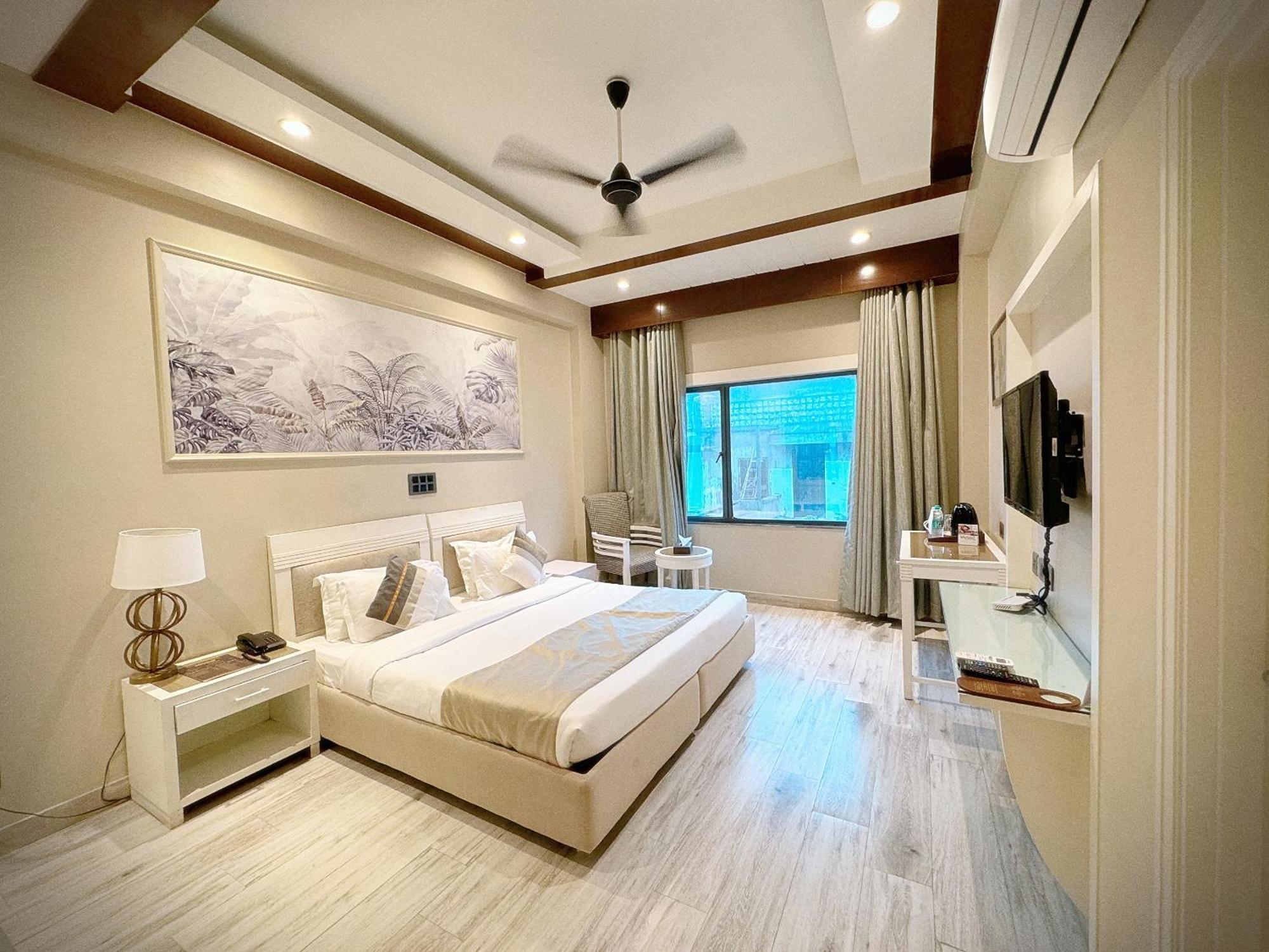 Skon Boutique By Orion Hotels Nuova Delhi Esterno foto