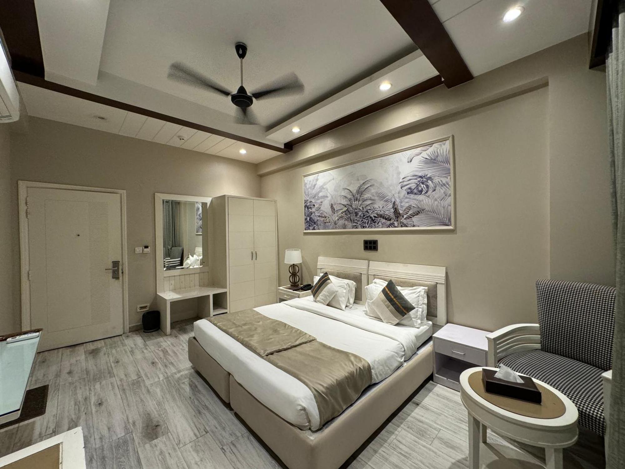 Skon Boutique By Orion Hotels Nuova Delhi Esterno foto
