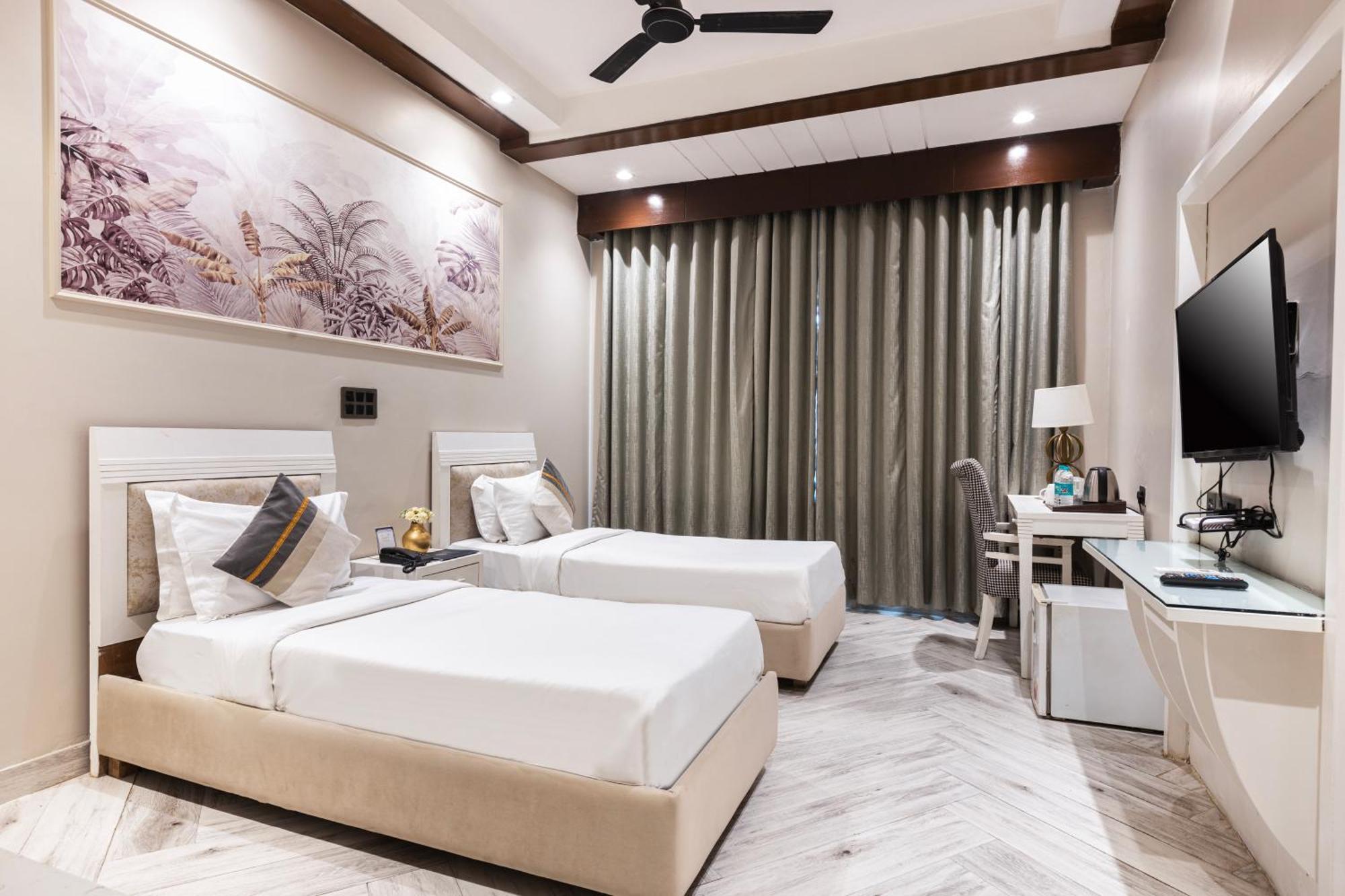 Skon Boutique By Orion Hotels Nuova Delhi Esterno foto