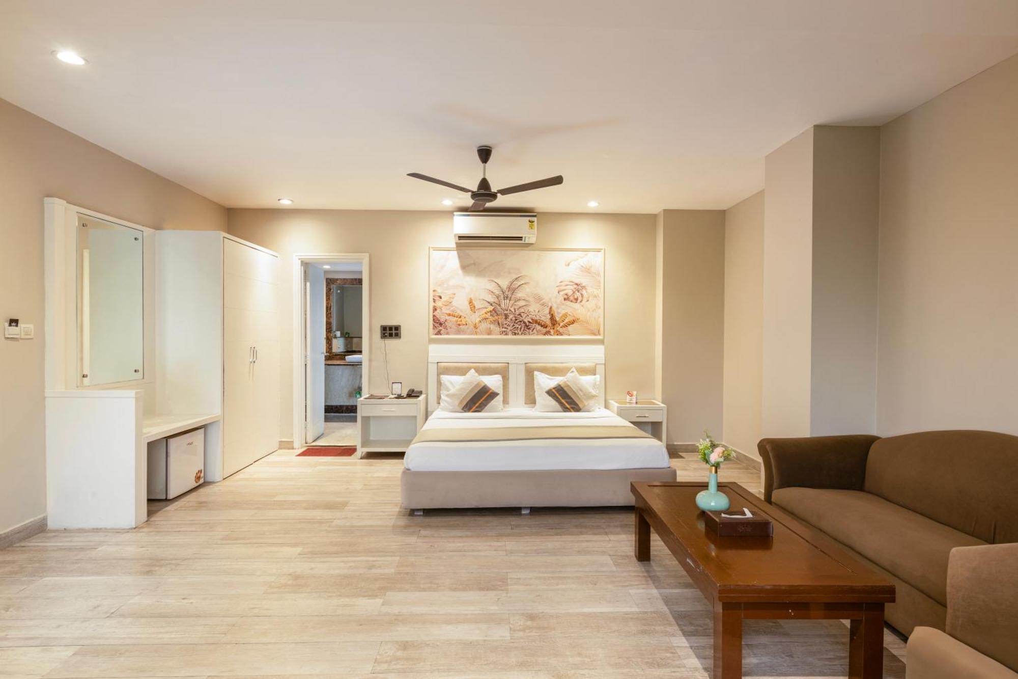 Skon Boutique By Orion Hotels Nuova Delhi Esterno foto
