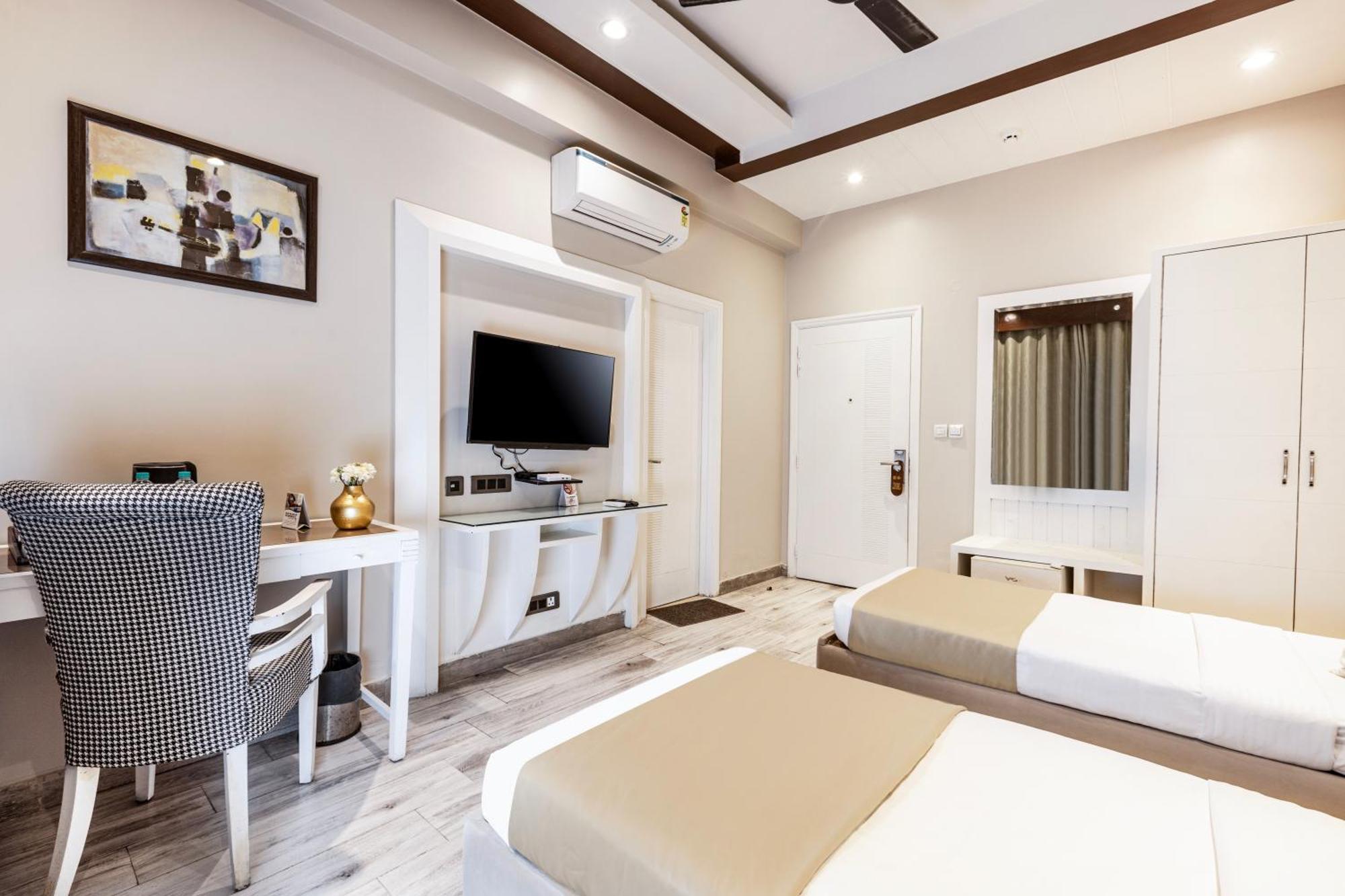 Skon Boutique By Orion Hotels Nuova Delhi Esterno foto