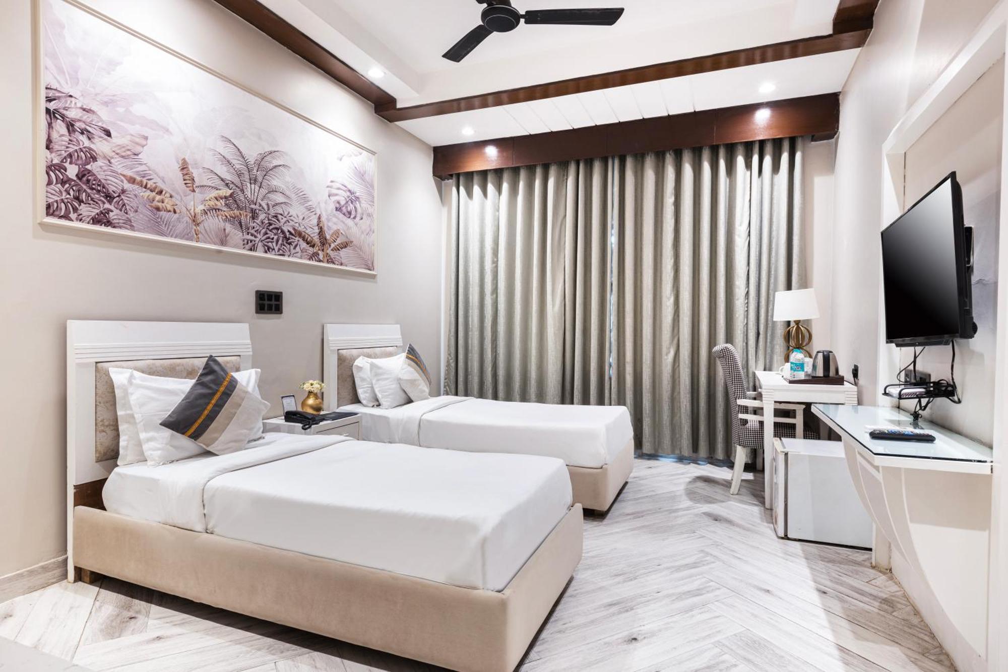 Skon Boutique By Orion Hotels Nuova Delhi Esterno foto